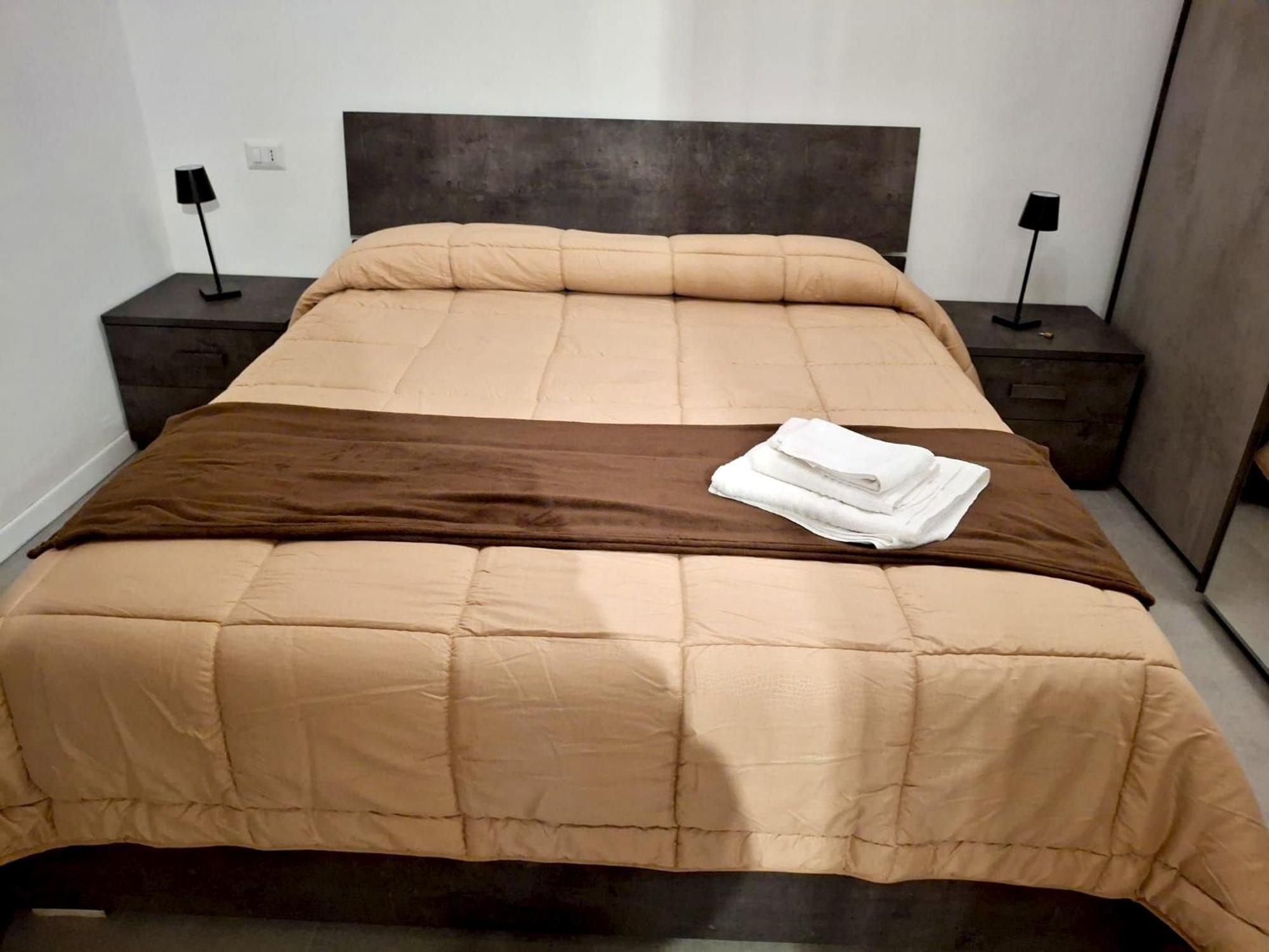 Dora'shome Naples